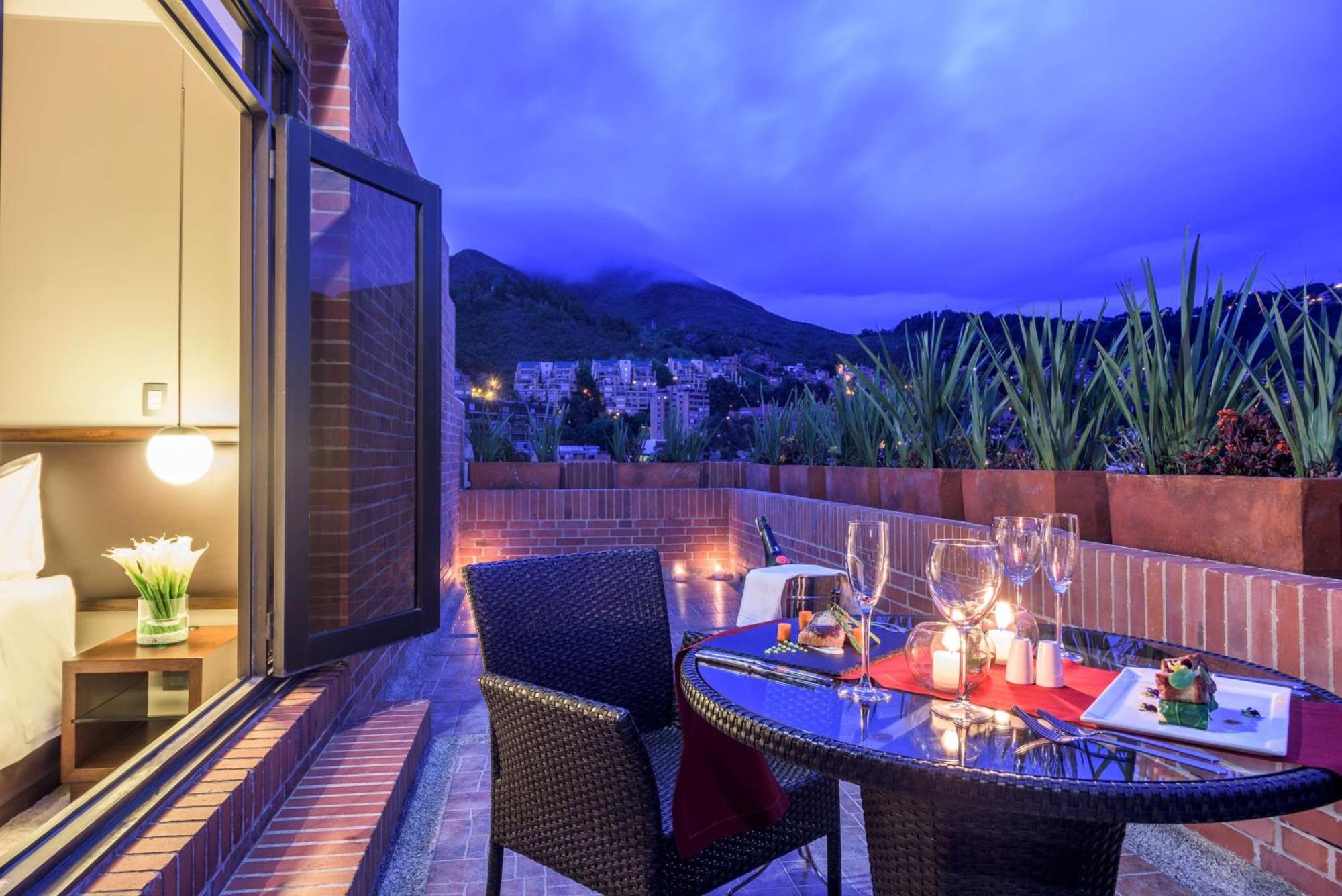 Nh Collection Bogota Hacienda Royal Hotel Exterior photo